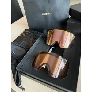$1,595 NIB Tom Ford Shield Ski Goggles Snow Goggles 2 Lenses Brown Gold Mirror